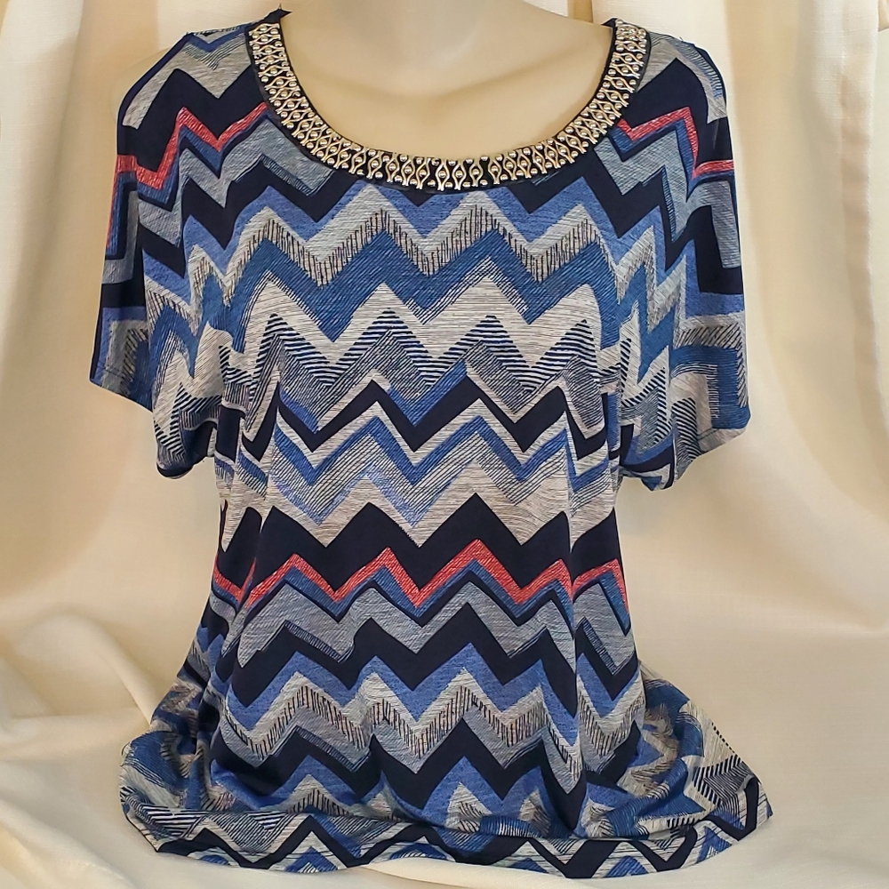 LAVISH Women's Chevron Blouse, Multi-colored Blue, Medium